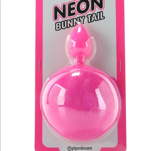 Do You Want To Try Anal? Try This beginner Tail💋 - Picture 2 of 2